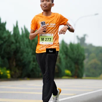 Runner Photo 8479110