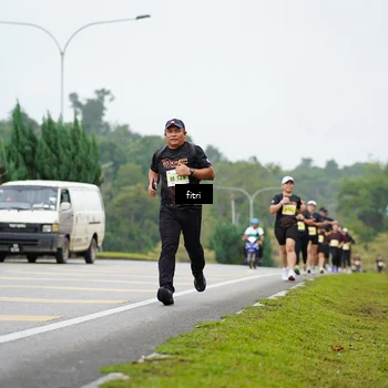 Runner Photo 8479126