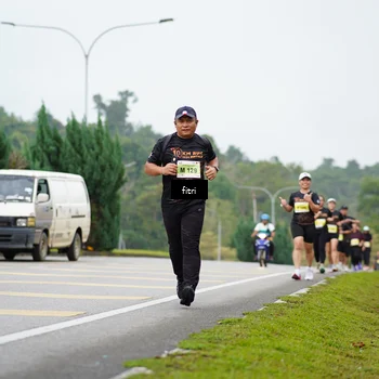 Runner Photo 8479177