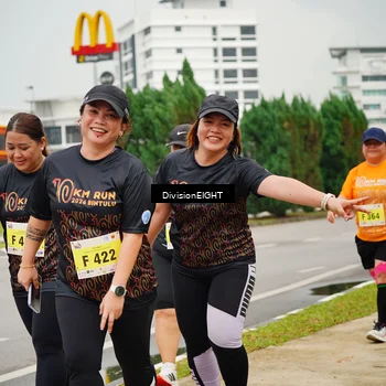 Runner Photo 8479323