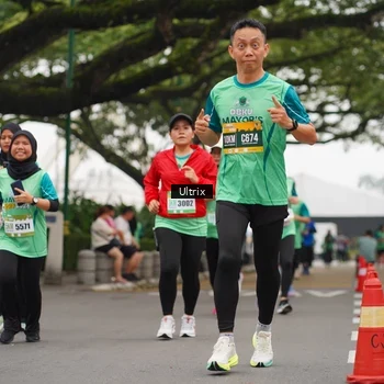 Runner Photo 8479337