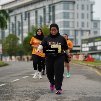 Runner Photo 8479371