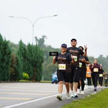 Runner Photo 8479439