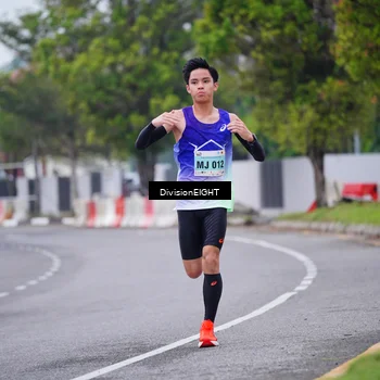 Runner Photo 8479619
