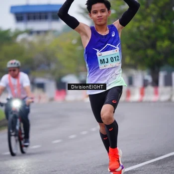 Runner Photo 8479661
