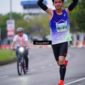 Runner Photo 8479674