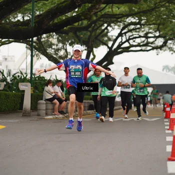 Runner Photo 8479712