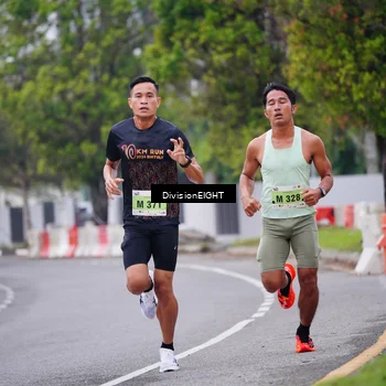 Runner Photo 8479752