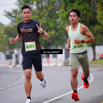 Runner Photo 8479788