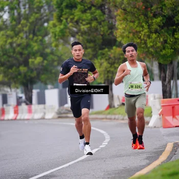 Runner Photo 8479809