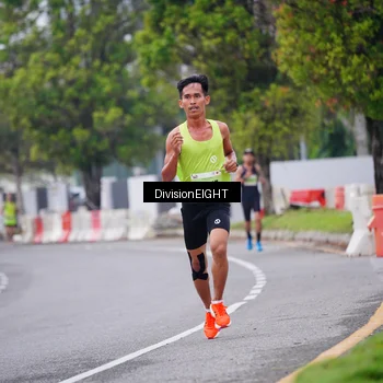 Runner Photo 8479834
