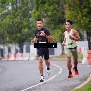 Runner Photo 8479841