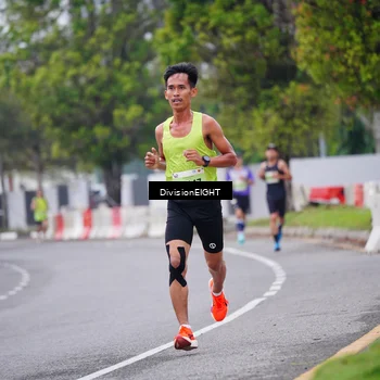 Runner Photo 8479859