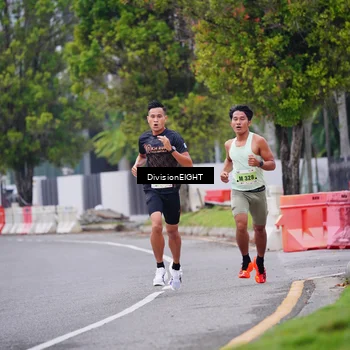 Runner Photo 8479875