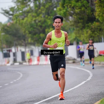 Runner Photo 8479891