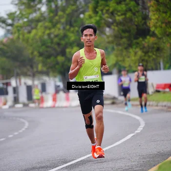 Runner Photo 8479899