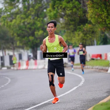 Runner Photo 8479900