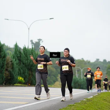 Runner Photo 8479995