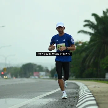 Runner Photo 8480005