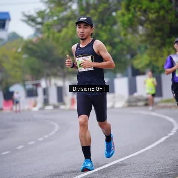 Runner Photo 8480021