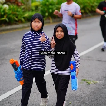 Runner Photo 8480037