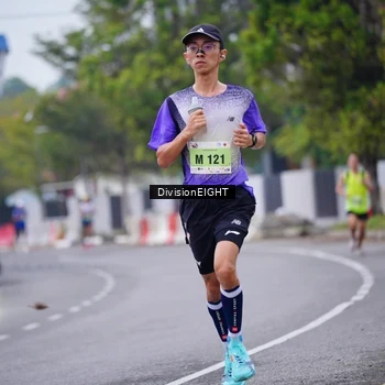 Runner Photo 8480073