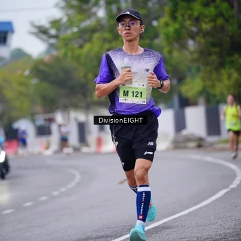 Runner Photo 8480077