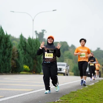 Runner Photo 8480080