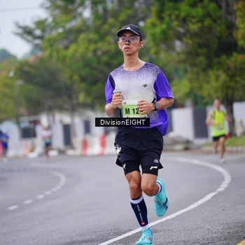 Runner Photo 8480082