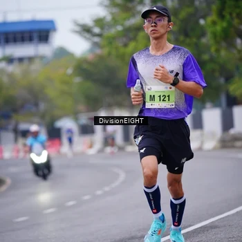 Runner Photo 8480085