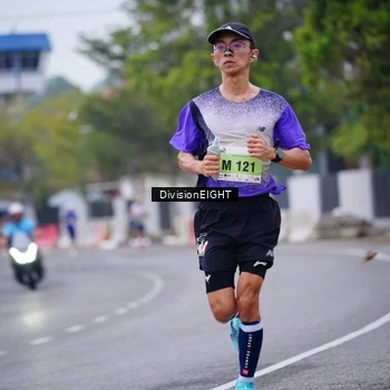 Runner Photo 8480093