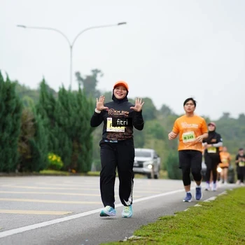 Runner Photo 8480110