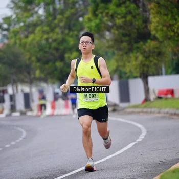 Runner Photo 8480147