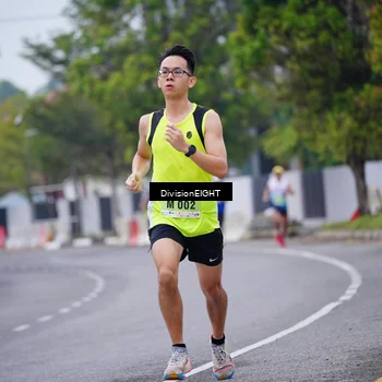 Runner Photo 8480173