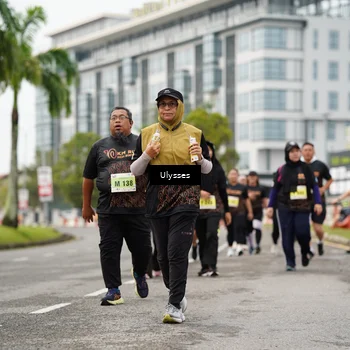 Runner Photo 8480209