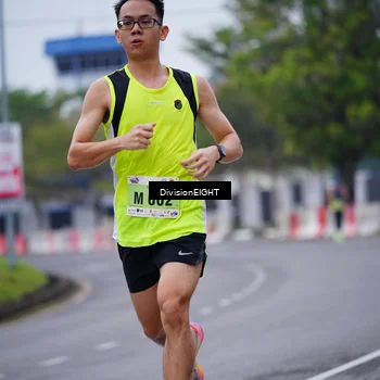 Runner Photo 8480213