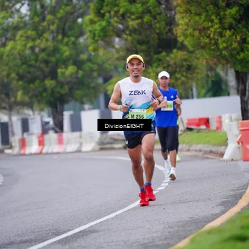 Runner Photo 8480214