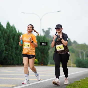Runner Photo 8480265