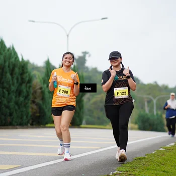 Runner Photo 8480275