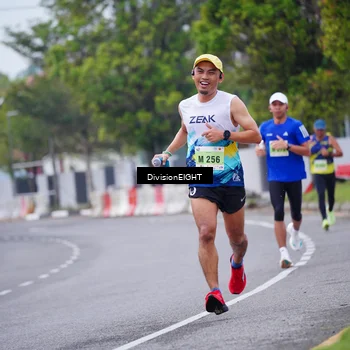 Runner Photo 8480282