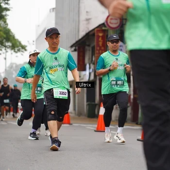 Runner Photo 8480295
