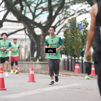 Runner Photo 8480312