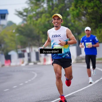 Runner Photo 8480324