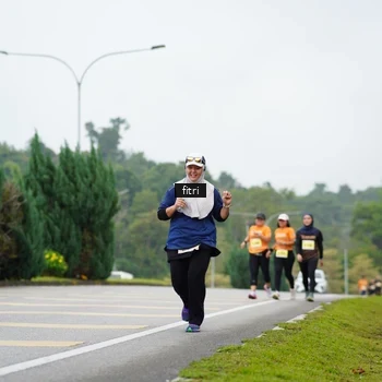 Runner Photo 8480330