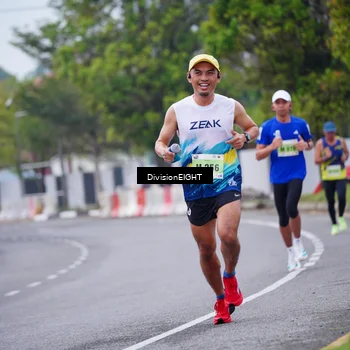 Runner Photo 8480332