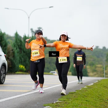 Runner Photo 8480415