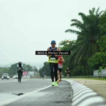 Runner Photo 8480474