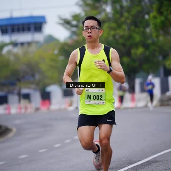 Runner Photo 8480475