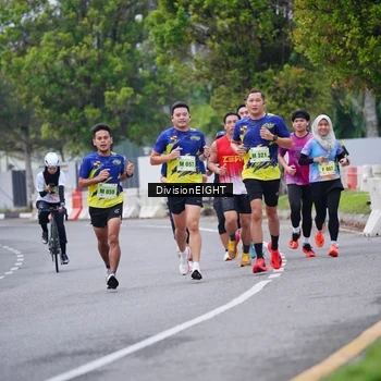 Runner Photo 8480485