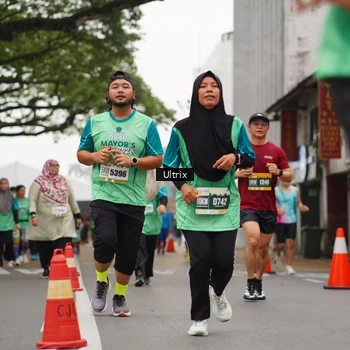 Runner Photo 8480500